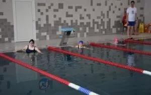 Zawody pływackie w ZSS (6)