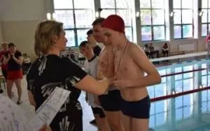 Zawody pływackie w ZSS (8)