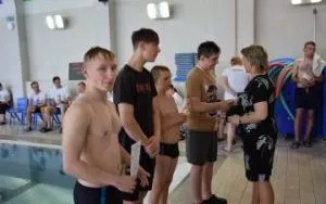 Zawody pływackie w ZSS (7)