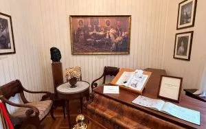 Wycieczka uczni&oacute;w do Pałacyku Myśliwskiego w Antoninie (7)