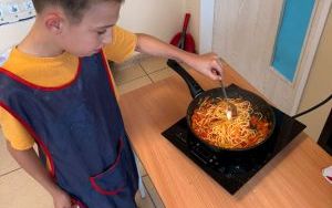 Laboratoria Przyszłości - spaghetti w klasie 4-6usB  (19)