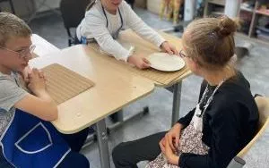 Laboratoria Przyszłości - Październik - Naleśniki w klasie 4us (11)