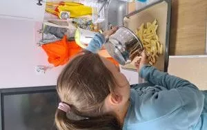 Laboratoria Przyszłości - listopad - Zajęcia kulinarne od śniadania do deseru (22)