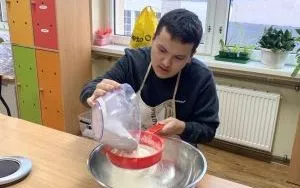 Laboratoria Przyszłości - luty - Ciasteczka, kt&oacute;re niosą dobro (4)